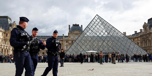 Passwort für das Videoüberwachungssystem des Louvre war "LOUVRE"